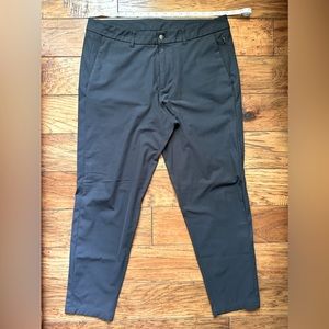 Lululemon Commission Slim 36x30.